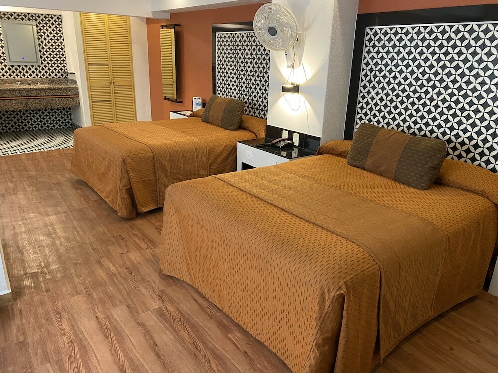 Фото Villa de Madrid Gran Hotel