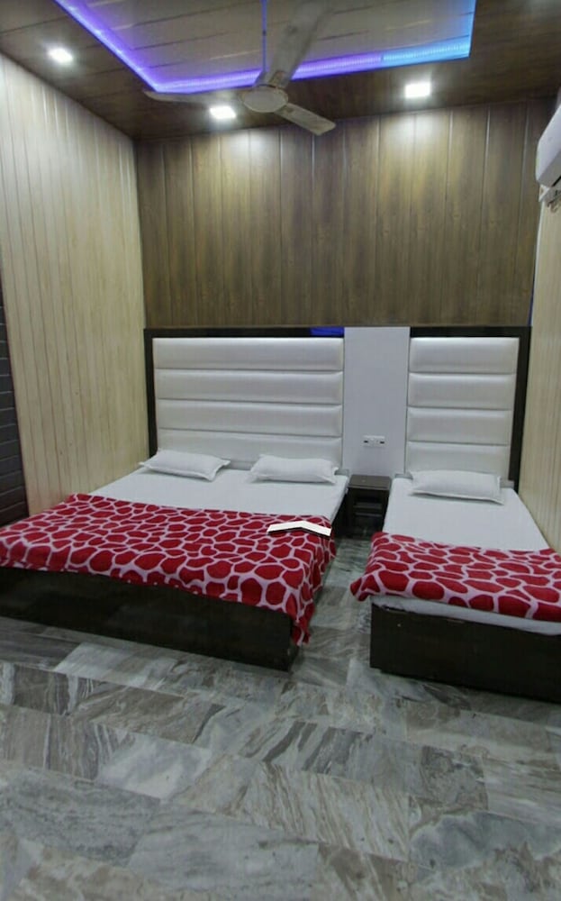 Фото Puri Guest House