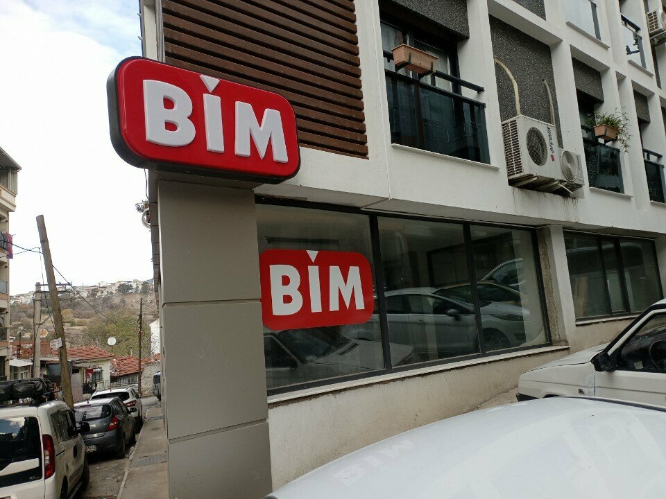 Supermarket Bim, Izmir, photo