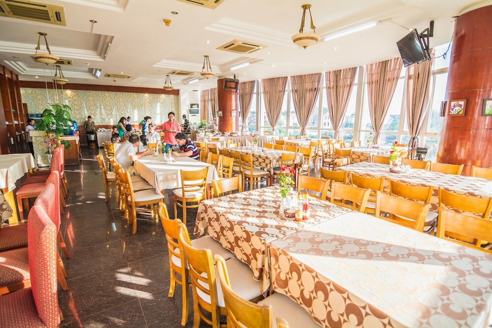 Фото Spring Hotel