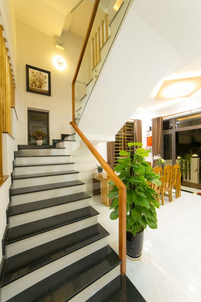 Фото Nhu Y Homestay