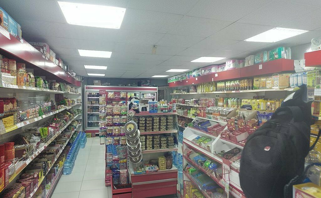 Convenience store Tugrul Market, Burdur, photo