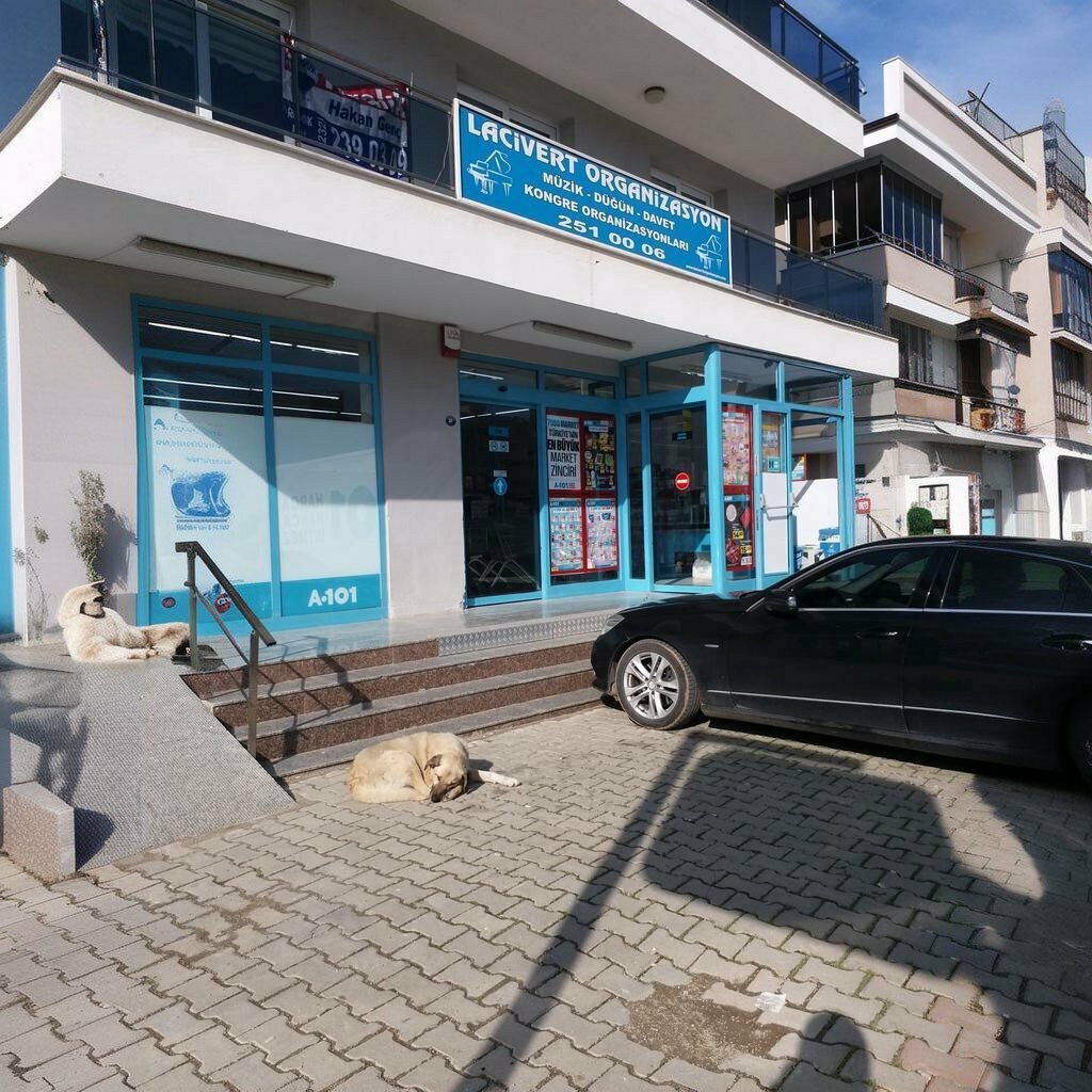 Supermarket A101, Guzelbahce, photo