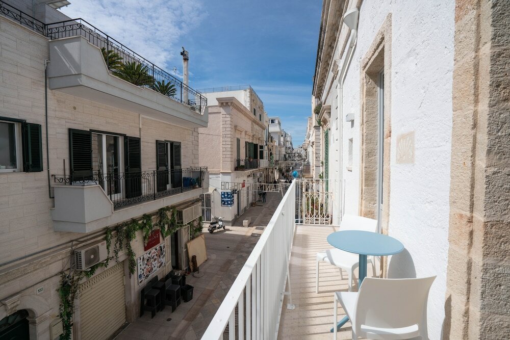 Фото Donna Domenica Boutique Suites