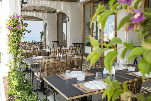 Гостиница La Siesta Beach Resort