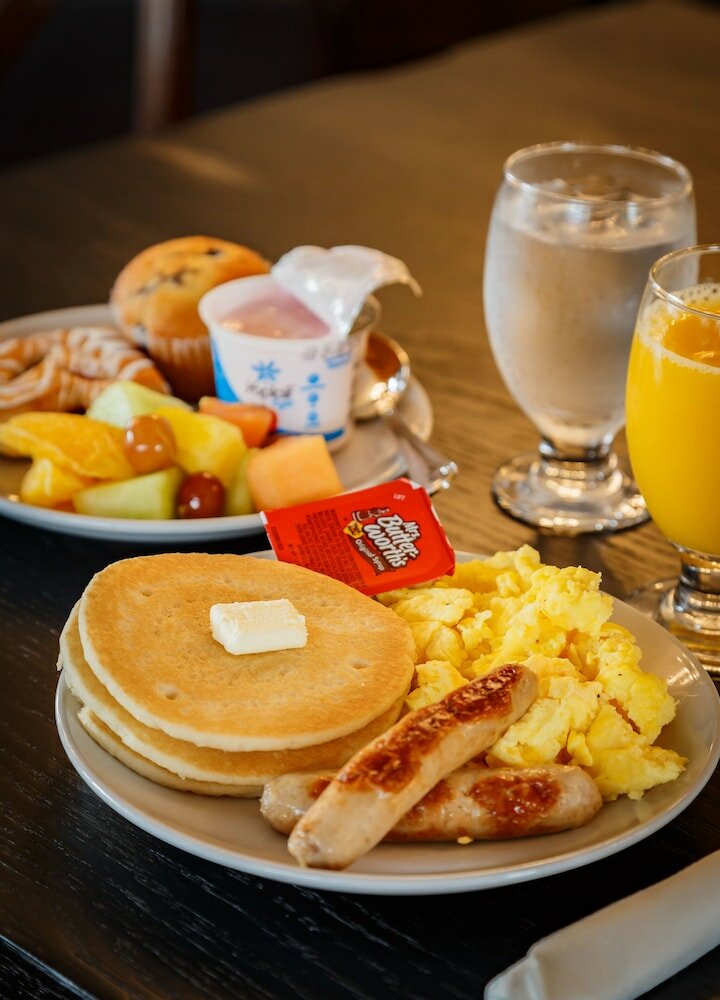 Фото Flagship Inn and Suites