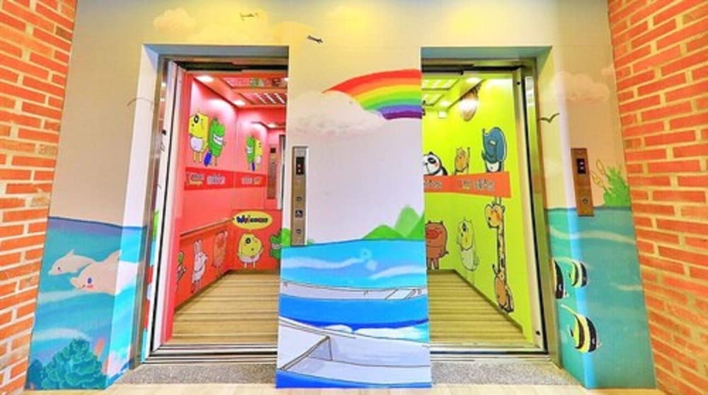 Фото Whoops Hotel