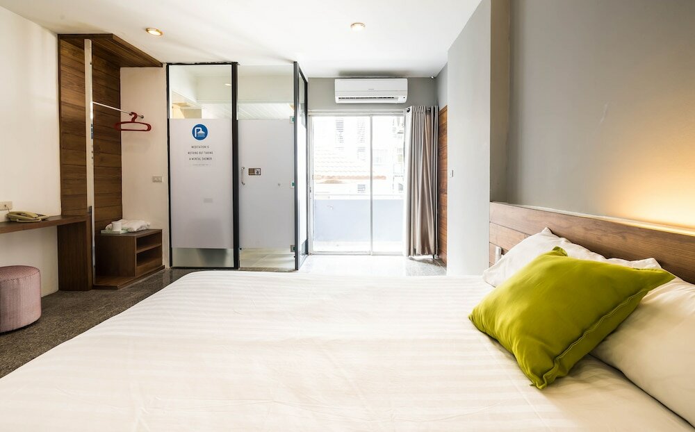 Фото Nice Hotel Ratchada
