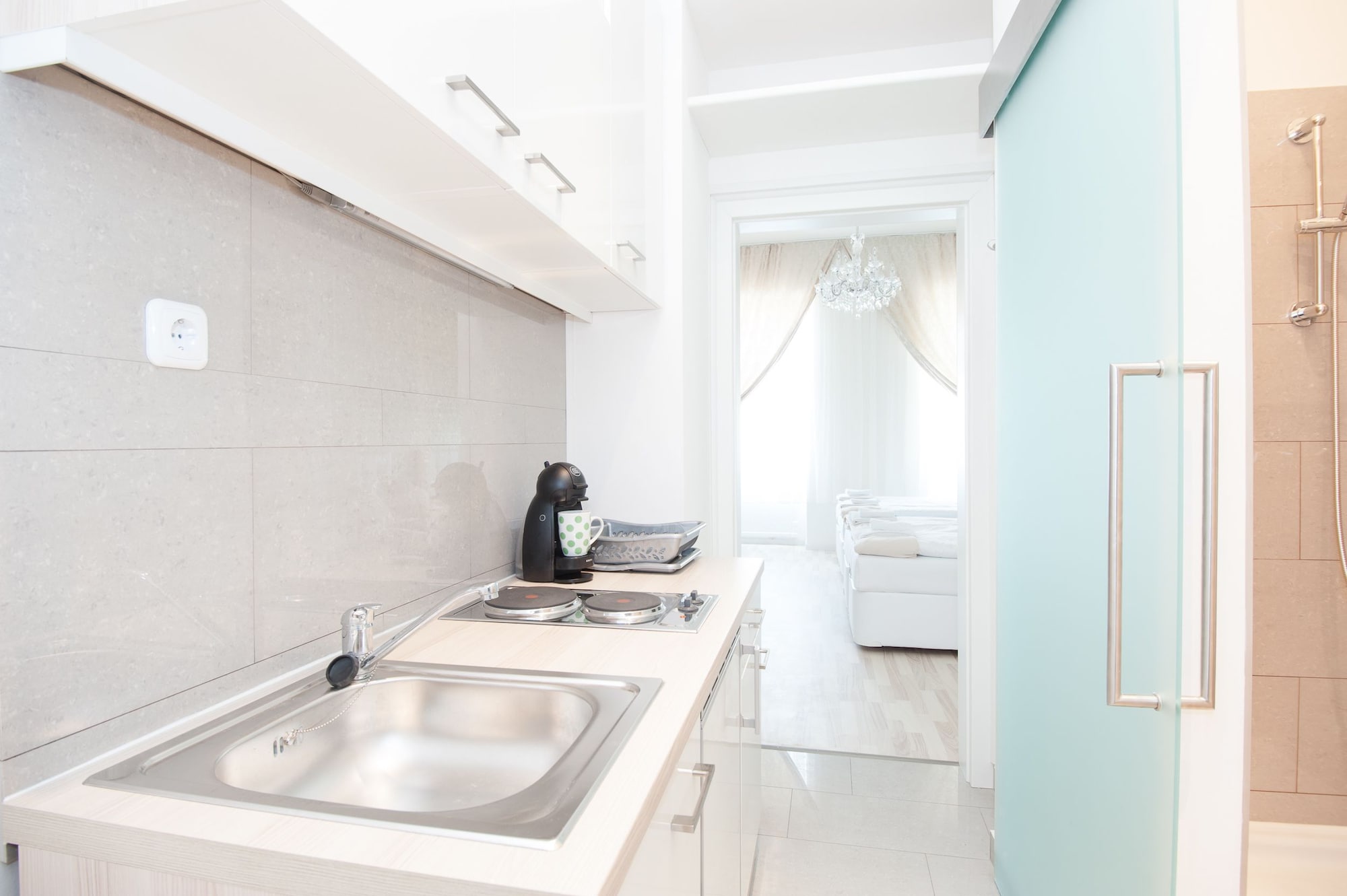 Фото Royal Resort Apartments Westbahnhof