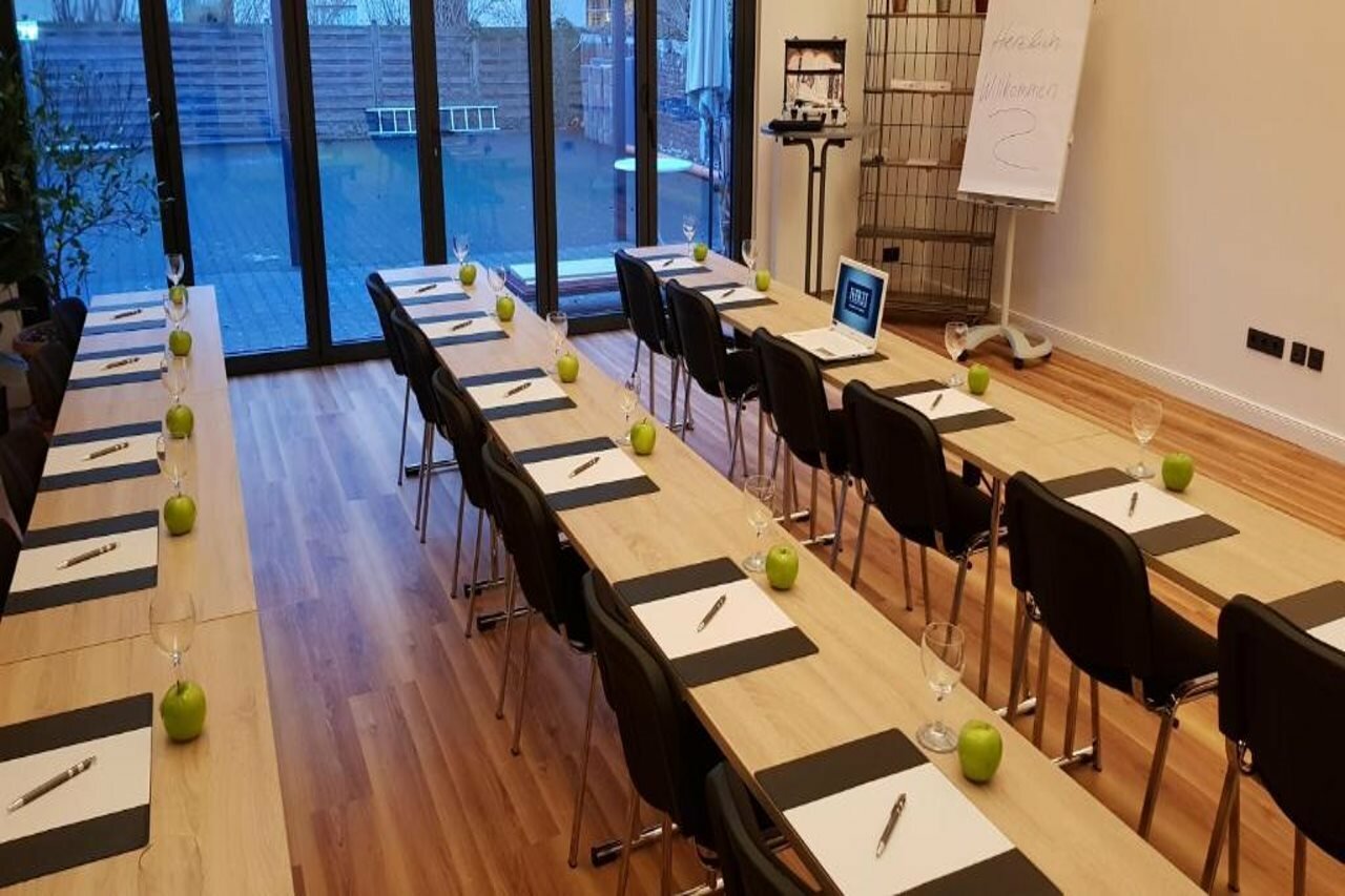 Фото Nikii Boutique Hotel