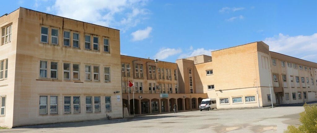 School Hasankeyf Secondary School, Hasankeyf, photo