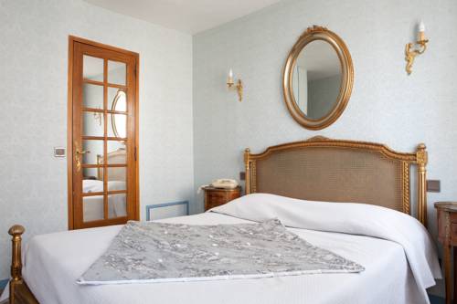 Фото Hôtel Dandy