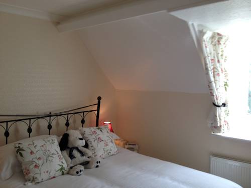 Фото Rayrigg Villa Guest House