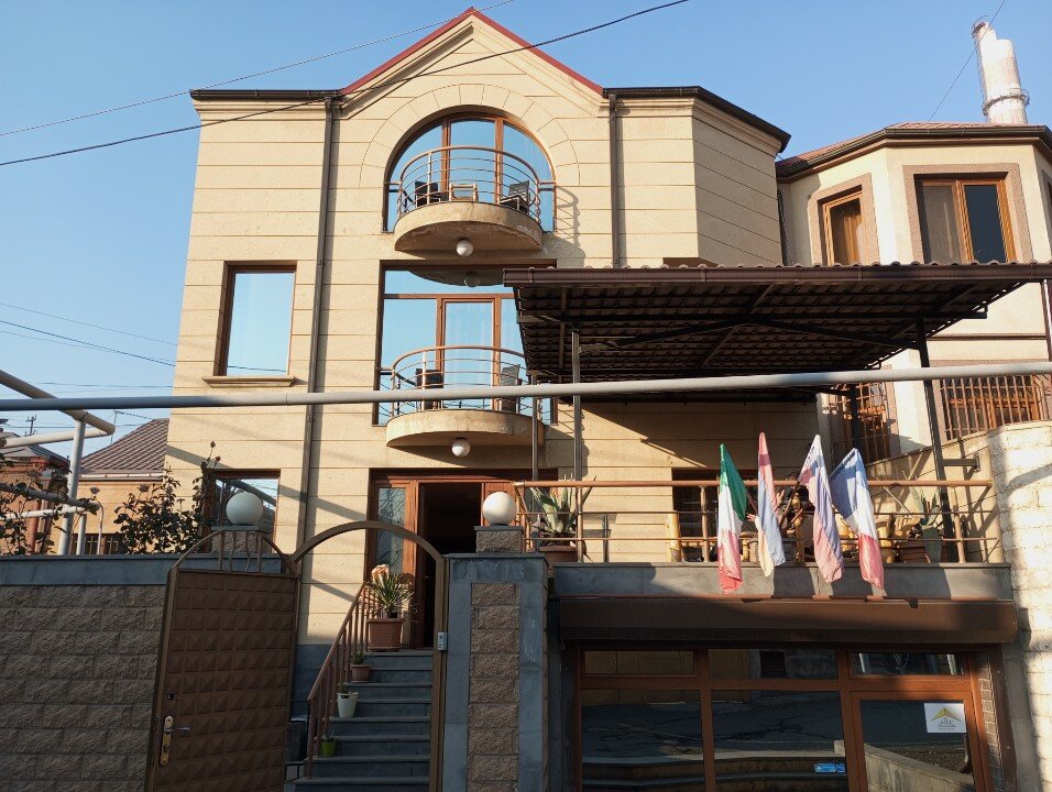 Фото Caribian Hotel Yerevan