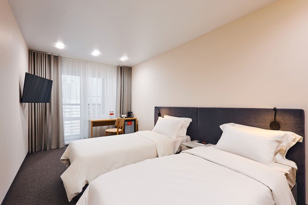 Фото Azimut Сити Отель Тюмень