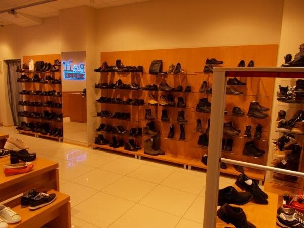 Shoe store Ralf Ringer, Kaluga, photo