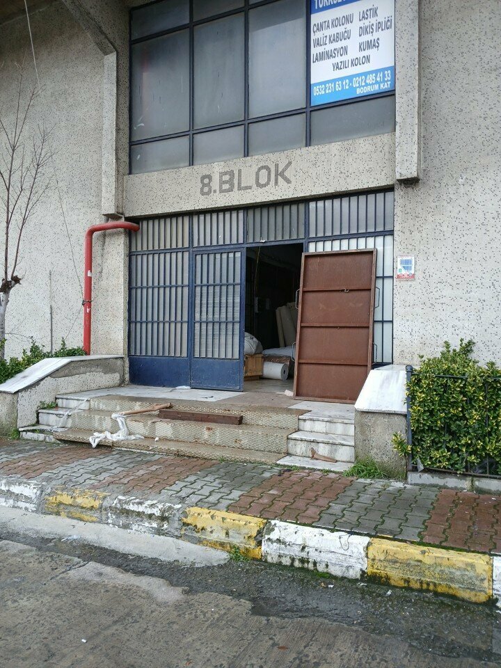 Industrial enterprise Saraclar Industrial Site Block 8 Building, Istanbul, photo