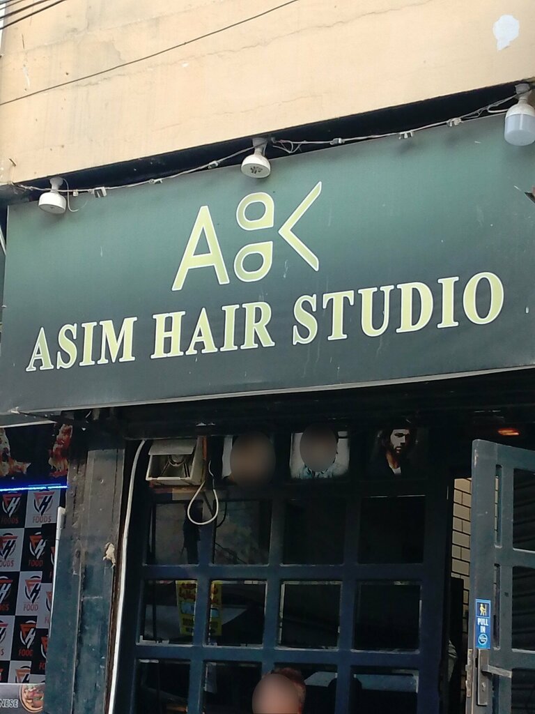 Hairdresser Asim, Karachi, photo