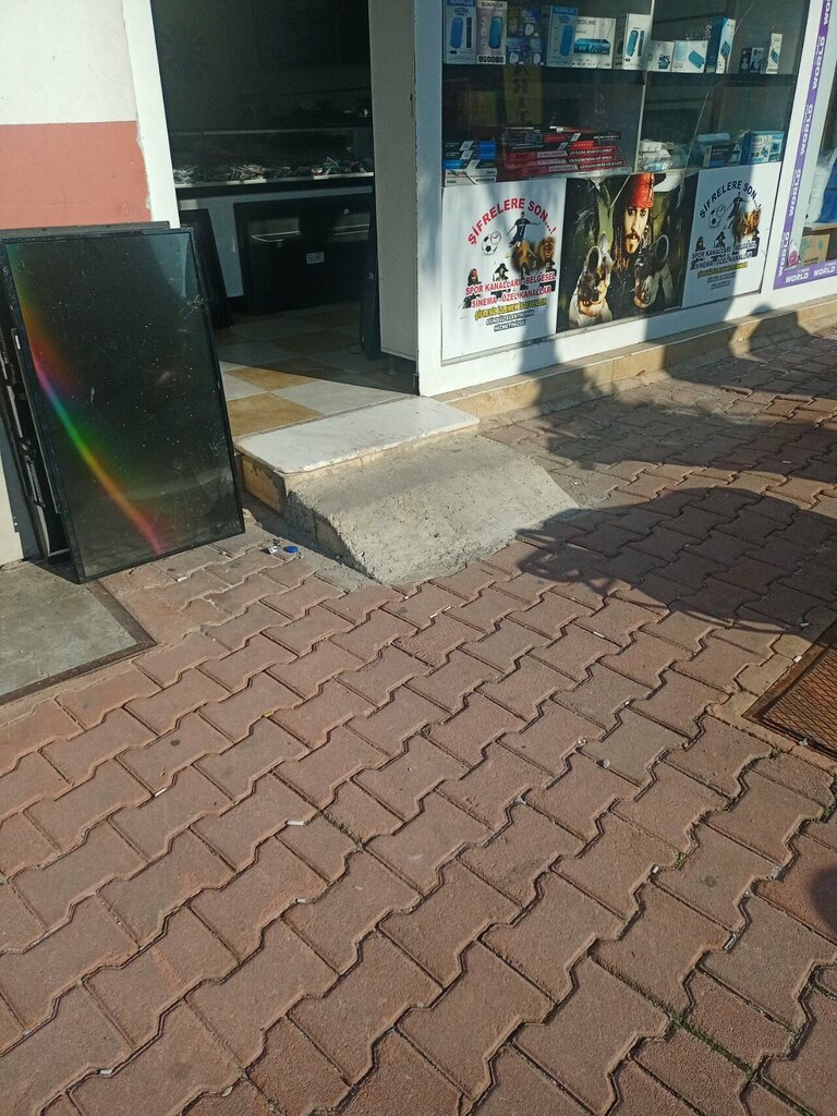 Electronic devices and components Gunduz Electronics, Antalya, photo