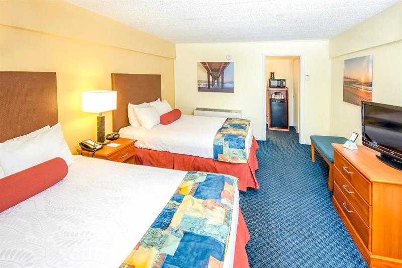 Фото Ramada by Wyndham Virginia Beach