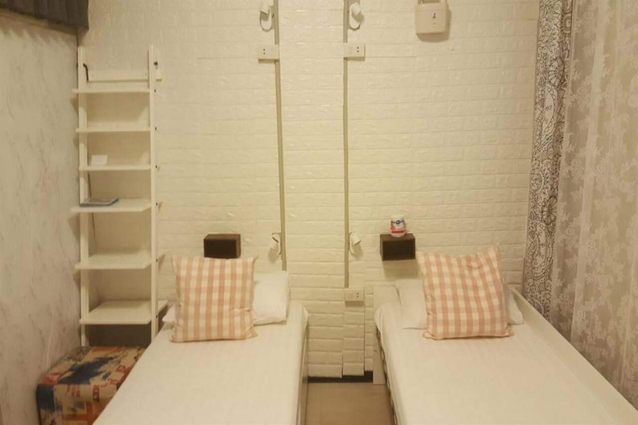 Фото I-Sleep Silom Hostel