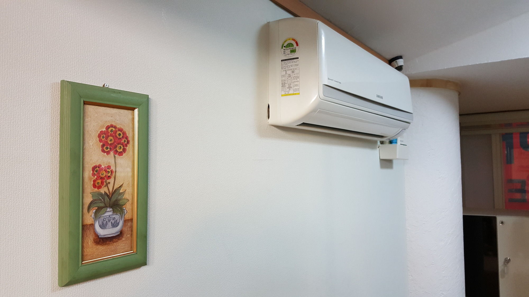 Фото Dongbaekseom Guesthouse - Hostel