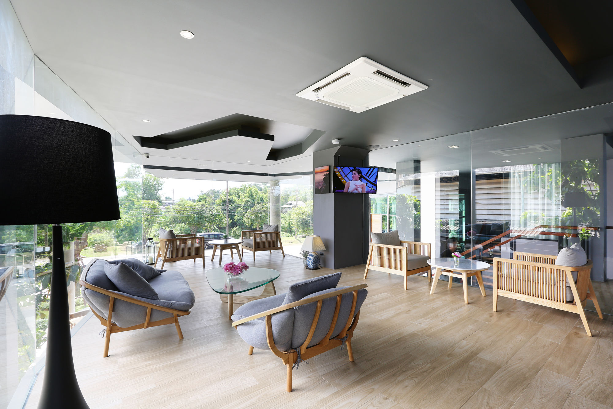 Фото Hatyai Signature Hotel