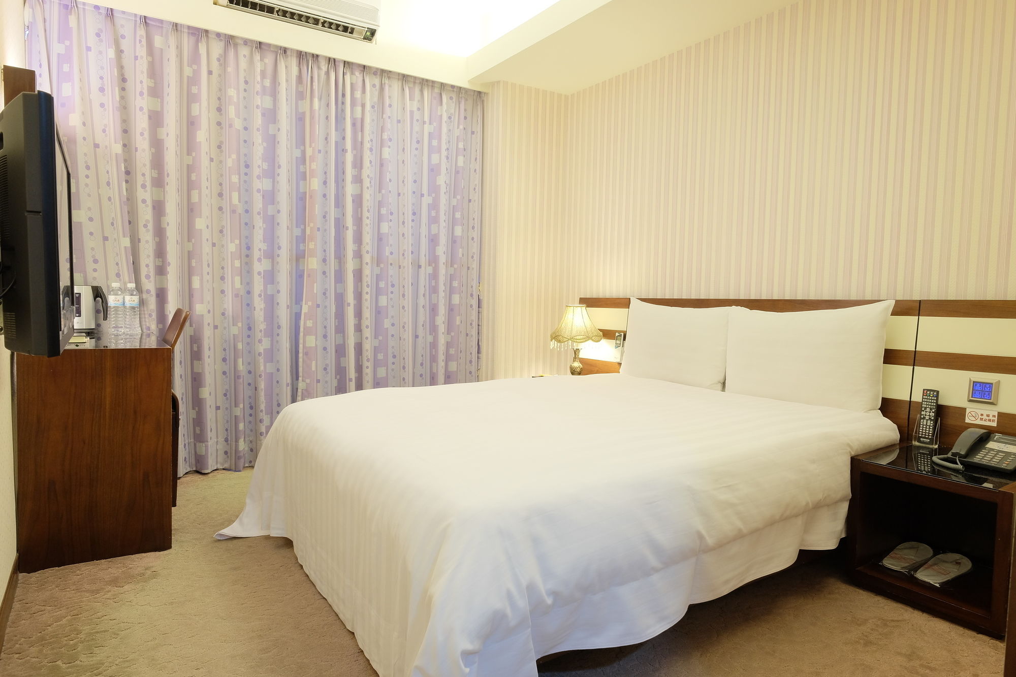 Фото Talmud Hotel Gongyuan