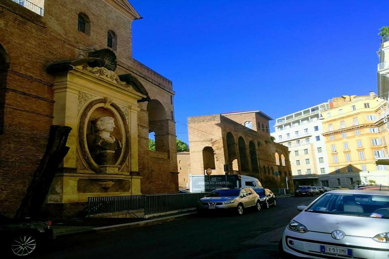 Фото Two Chic Guesthouse