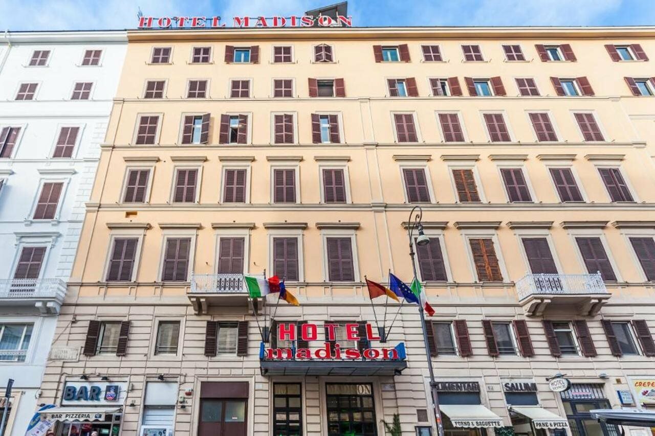 Фото отеля 3