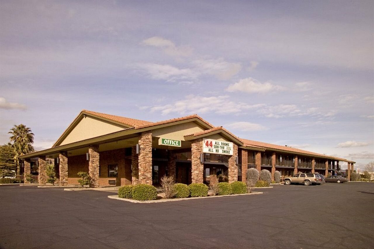 Фото Claridge Inn