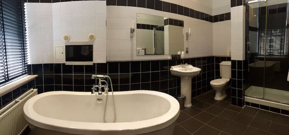 Фото Ballantrae Hotel