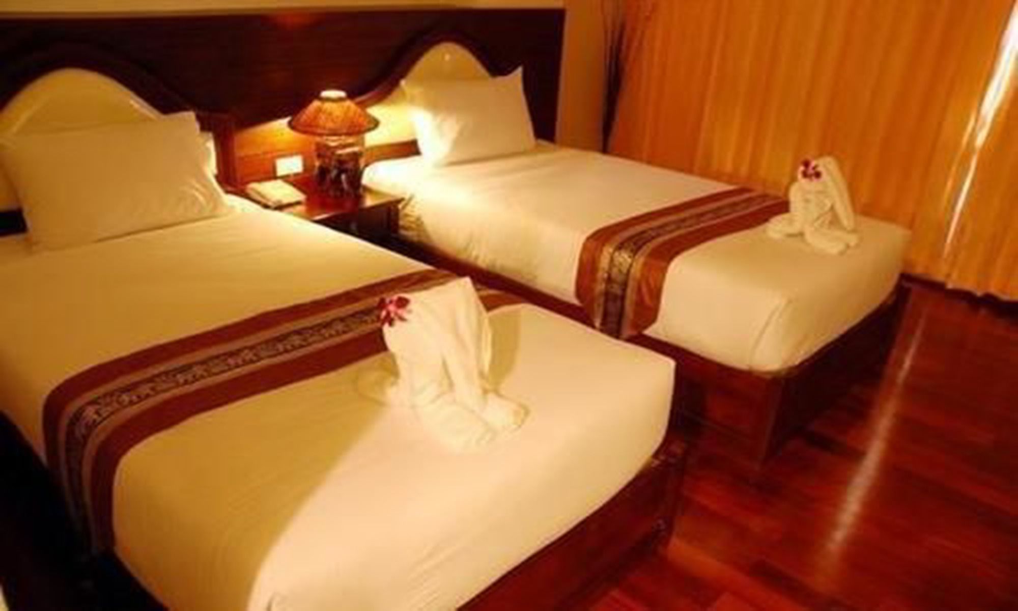 Фото Arawan Riverside Hotel