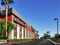 Гостиница Holiday Inn & Suites Phoenix Airport North, an Ihg Hotel