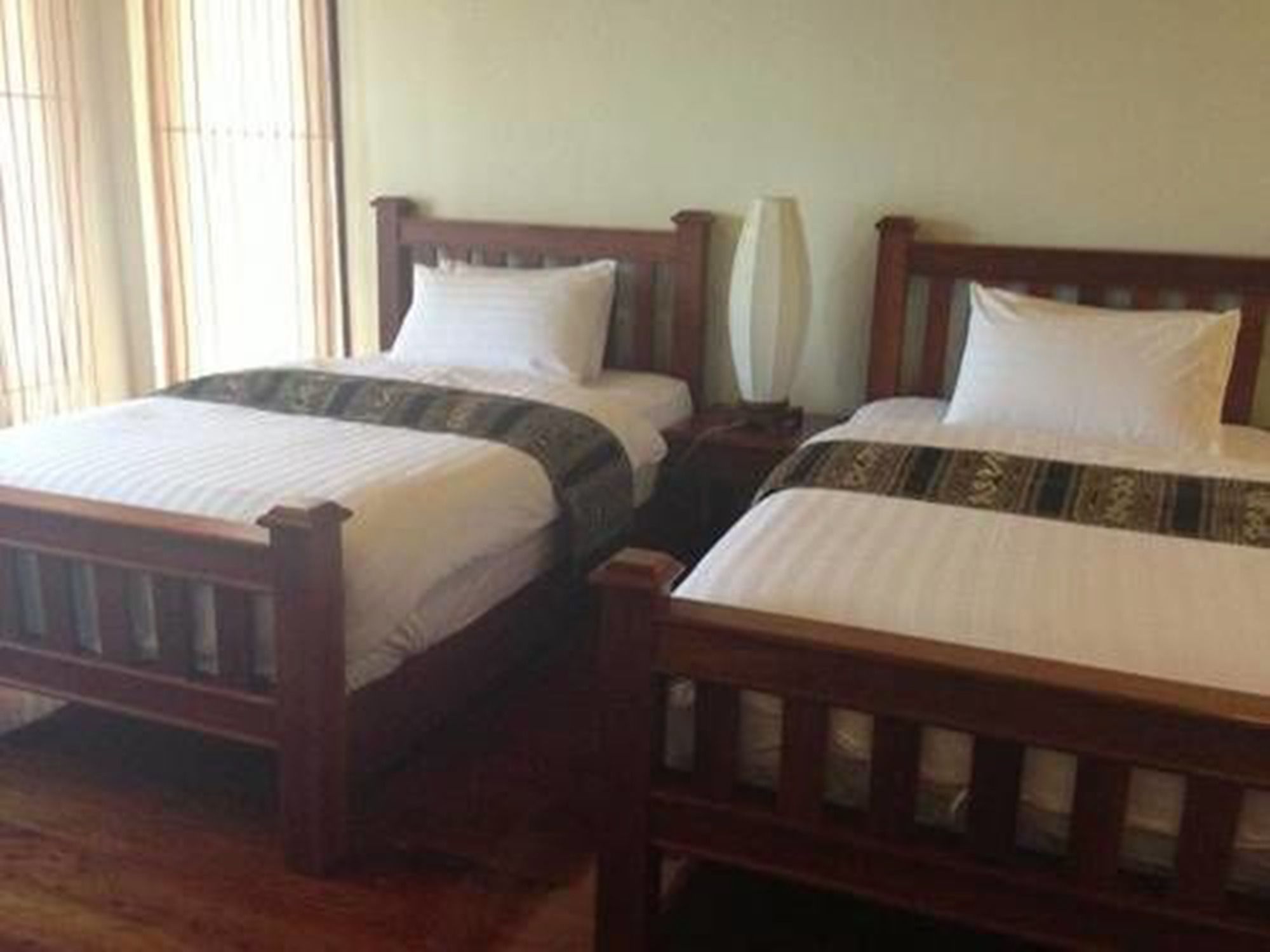 Фото Athena Hotel