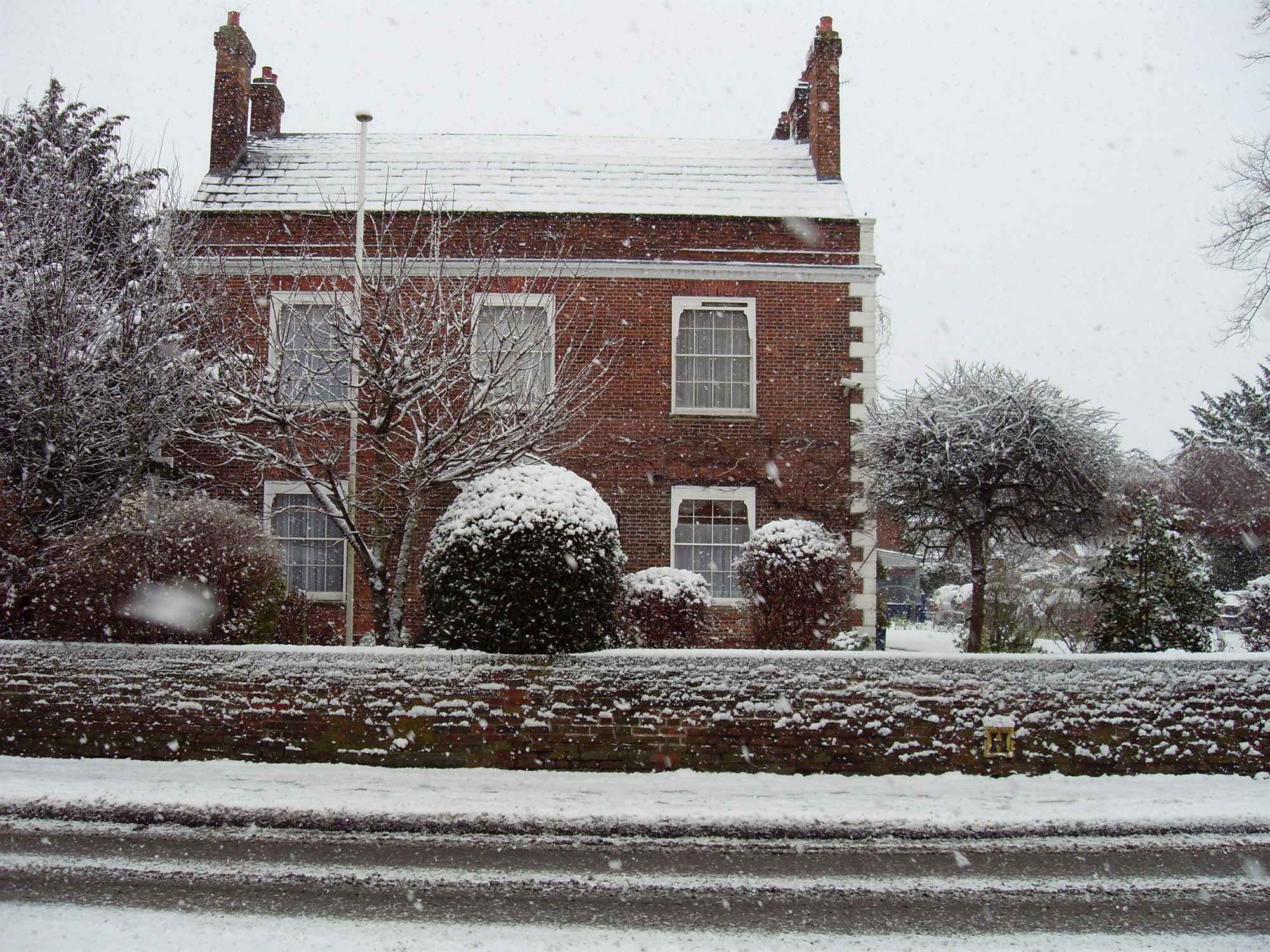 Фото Milford Hall Hotel & SPA