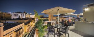 Гостиница Decanter Hotel