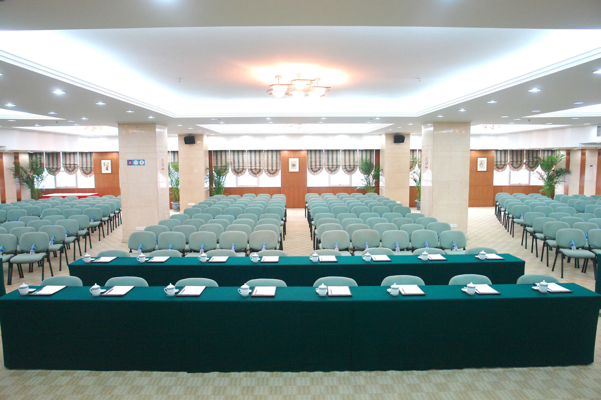 Фото Grand Metropark Liyuan Hotel Chongqing