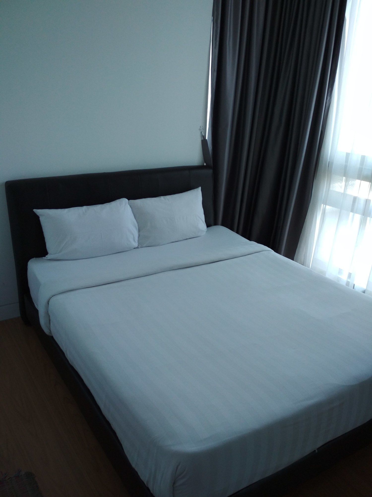 Фото Queens Service Suite at Swiss Garden Residences