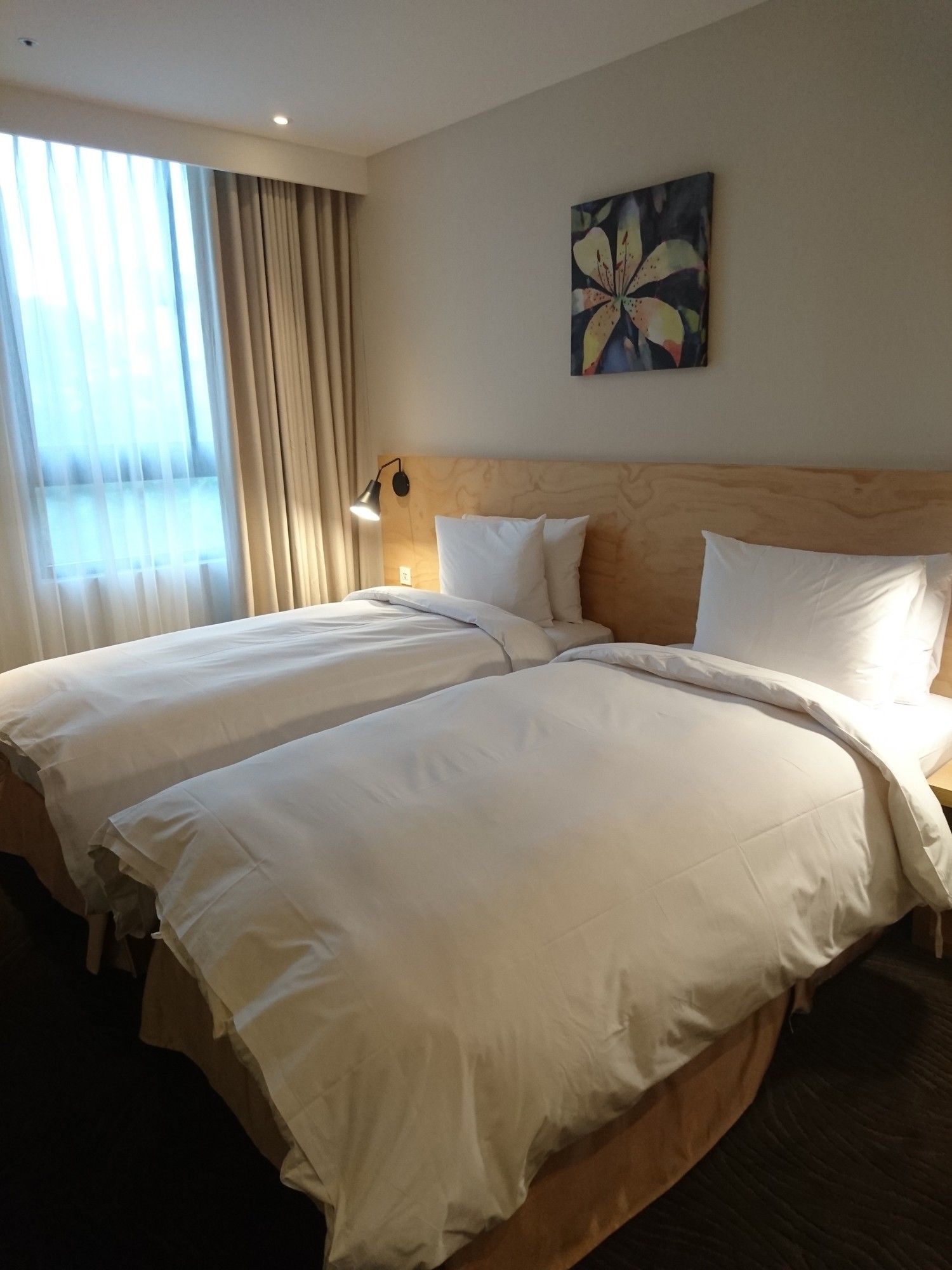 Фото Green World NanGang Hotel