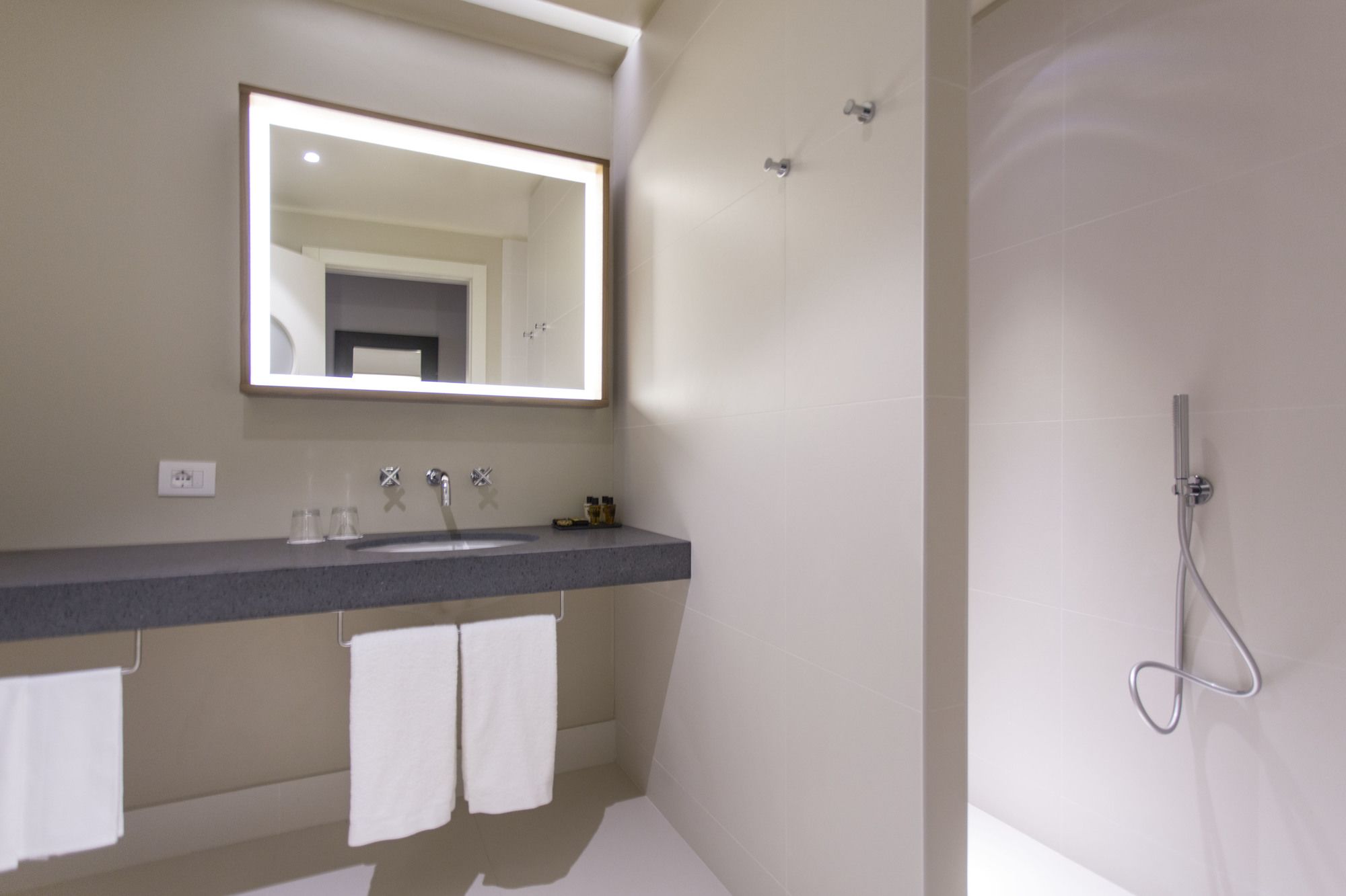 Фото Savona 18 Suites