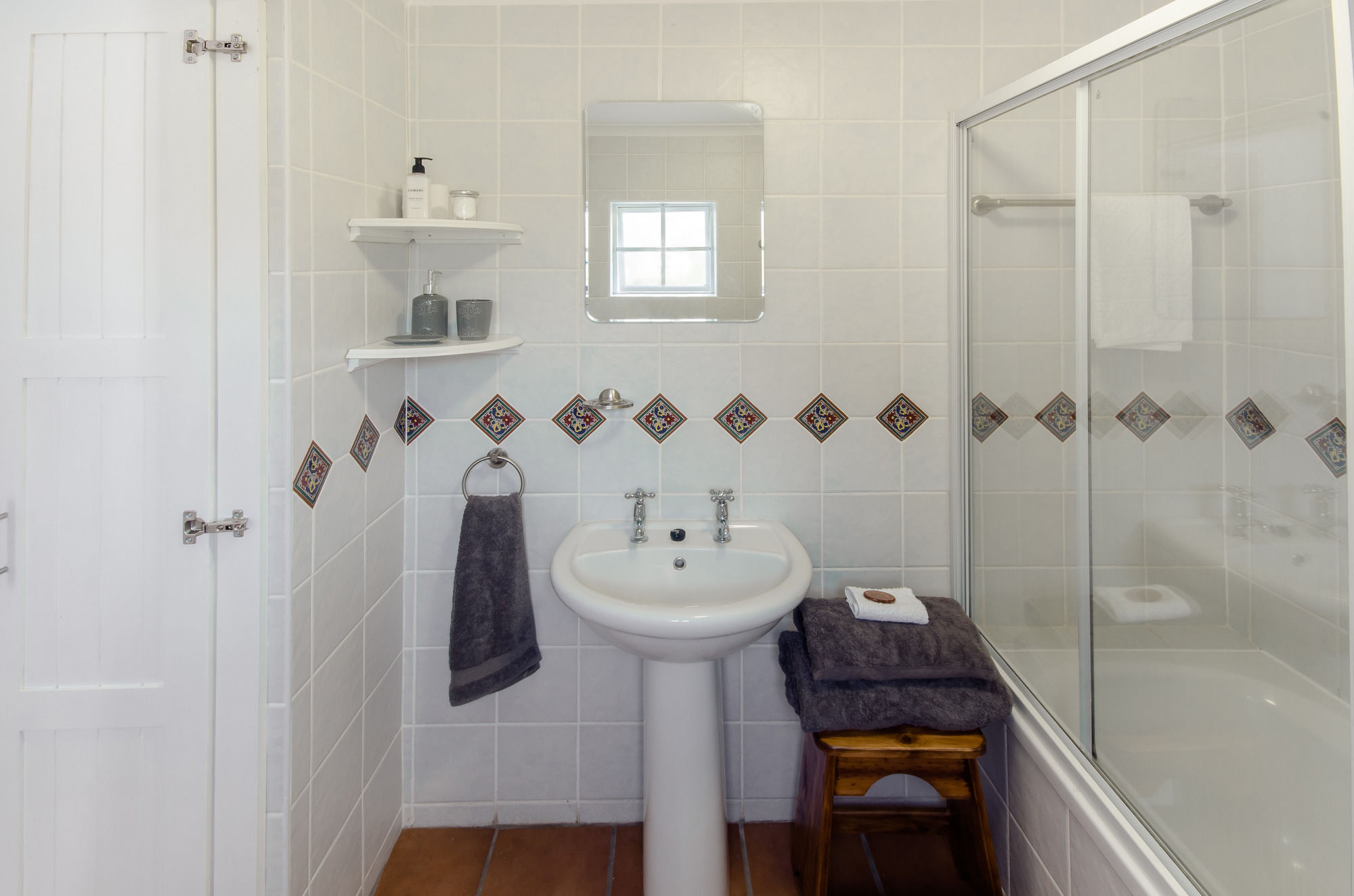 Фото Whispering Oaks