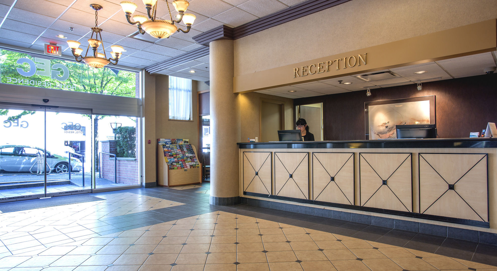 Фото Grand Park Hotel & Suites Downtown Vancouver