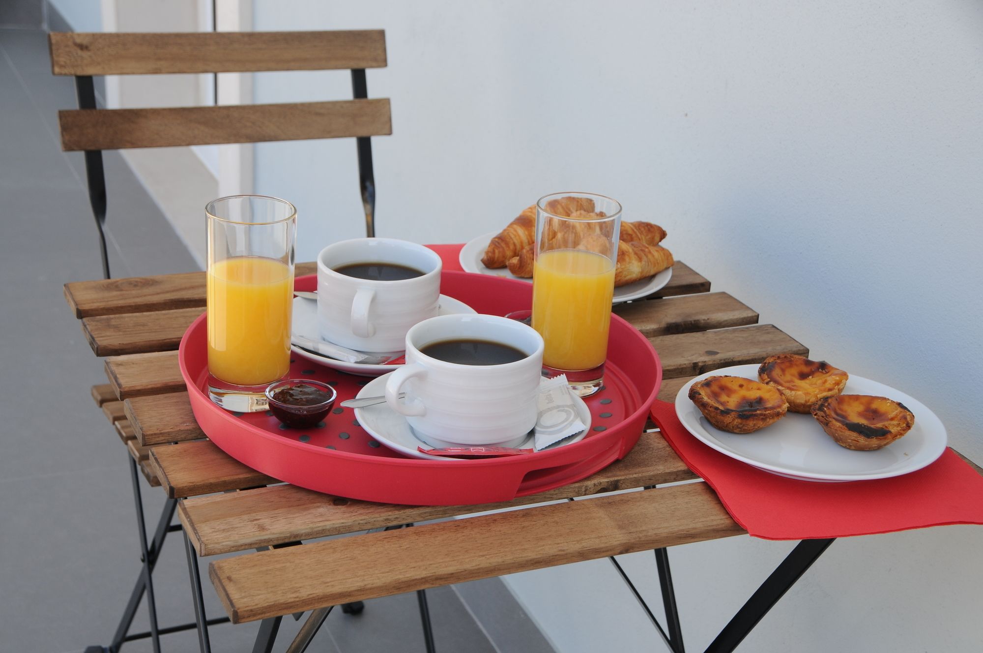 Фото Lisbonne Appartements