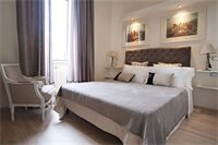 Фото Iulia Guest House