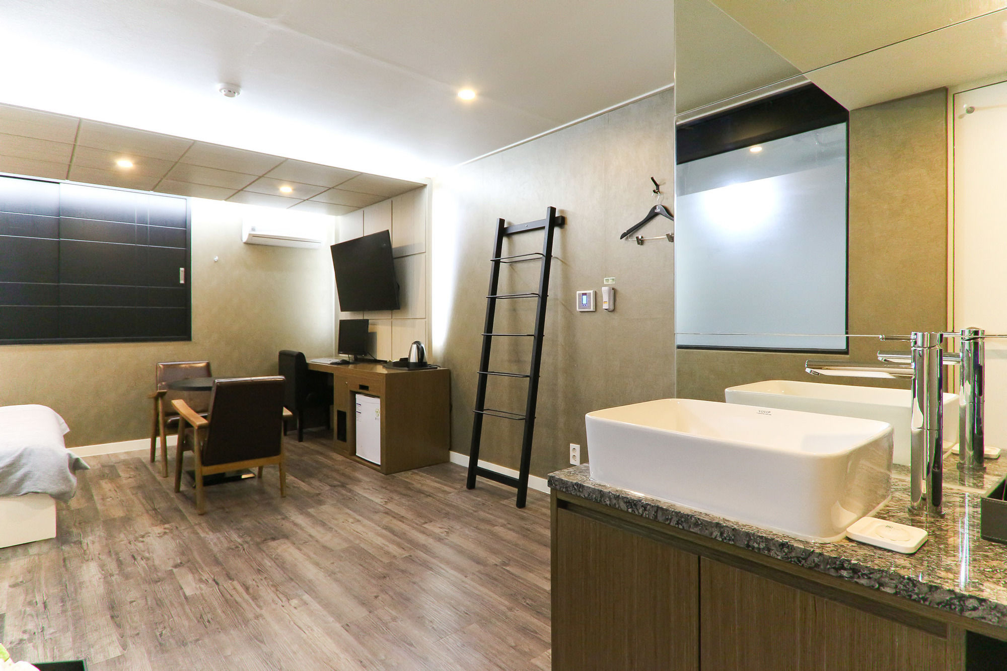 Фото Louis Hotel