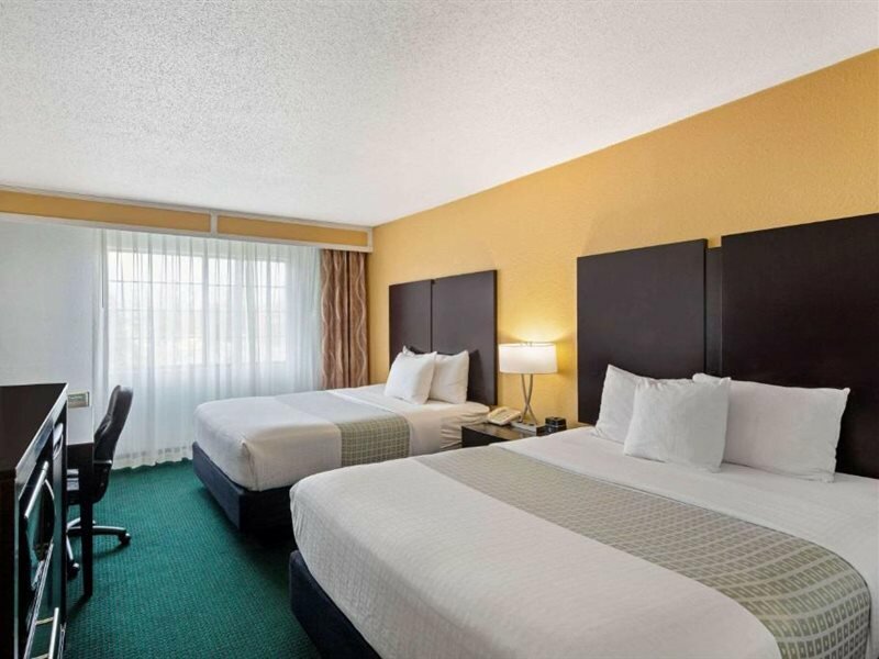 Фото La Quinta Inn by Wyndham Berkeley