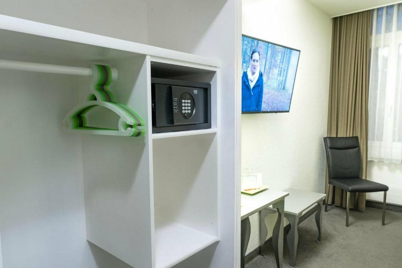 Фото Hotel Waldhorn