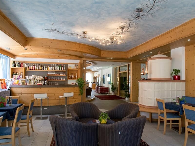 Фото Hotel Alpine Mugon