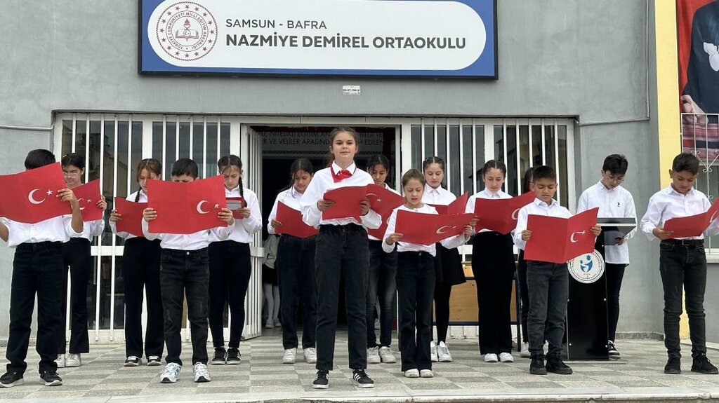 School Nazmiye Demirel Middle School, Bafra, photo